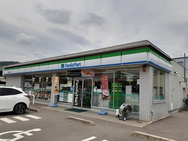 コンビニ　ファミリーマート岡山南庭瀬店（コンビニ）まで281m
