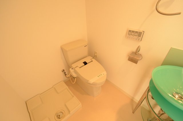 トイレ　温水洗浄便座機能付きトイレ☆