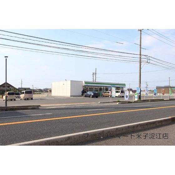 コンビニ　ファミリーマート米子淀江店（コンビニ）まで209m