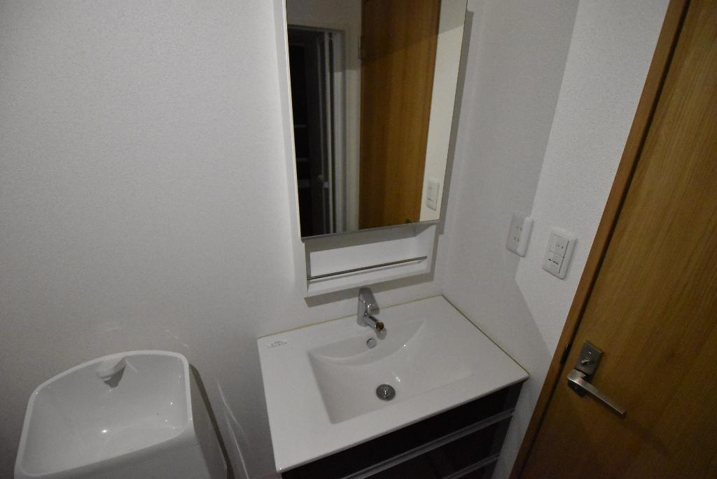 洗面設備　洗髪洗面化粧台