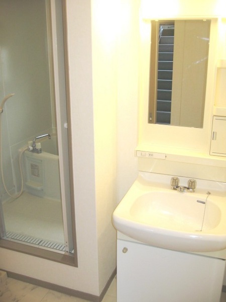 洗面設備　独立洗面化粧台付き☆