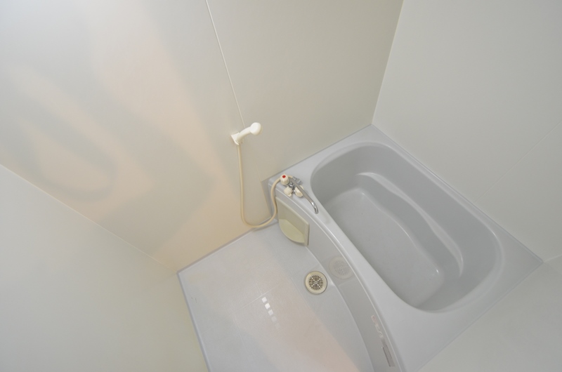 バス・シャワールーム　バストイレ別でおすすめです！