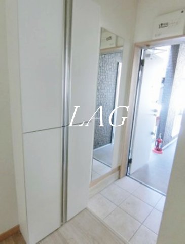 玄関　玄関です。