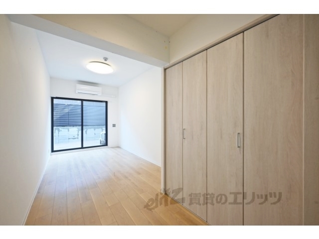 居室・リビング　洋室