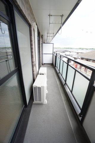 バルコニー　※同物件の写真です。