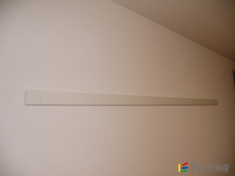 その他設備　ハンガー掛けついてます