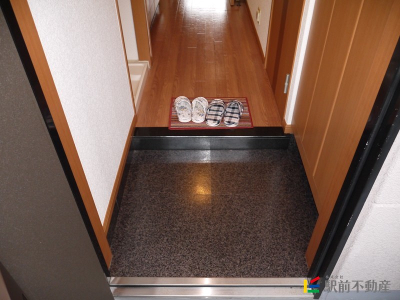 玄関　シュークローゼット付