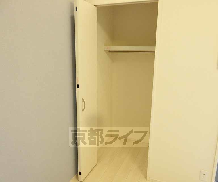 収納　ゆとりのあるクローゼットです