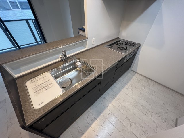 キッチン　エステムプラザ南船場レジスタ　カウンターキッチン