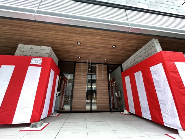 エントランス　エステムプラザ南船場レジスタ　エントランス