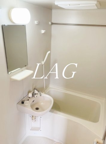 バス・シャワールーム　お風呂です。