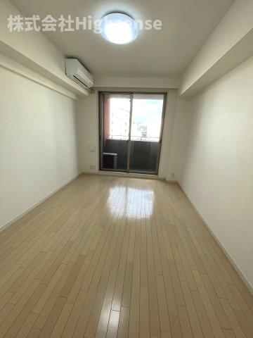 居室・リビング　ゆったりした洋室です