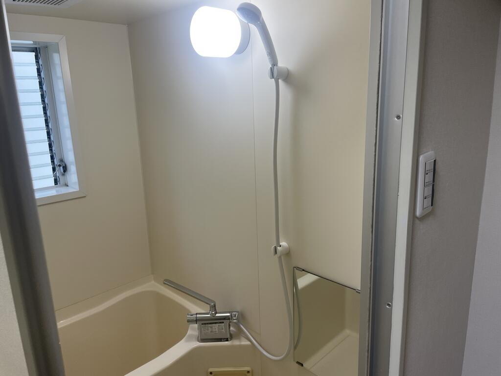 バス・シャワールーム　（参考）他室の写真を使用しています。現況優先となります。