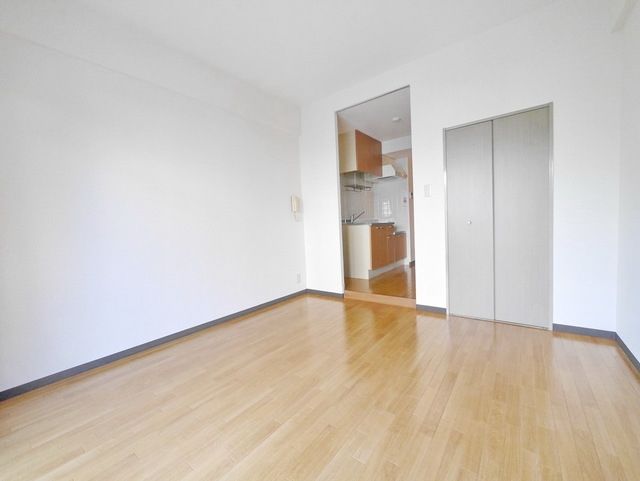 居室・リビング　★お部屋探しは株式会社タウンハウジング東京まで★