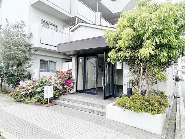 エントランス　エントランス