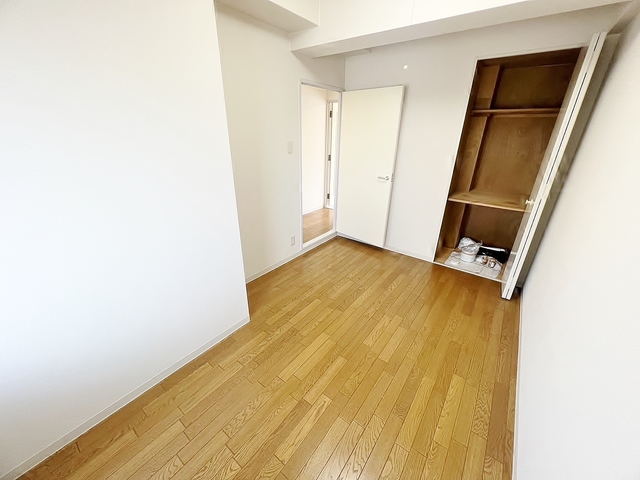 その他部屋・スペース　洋室５．１帖・収納