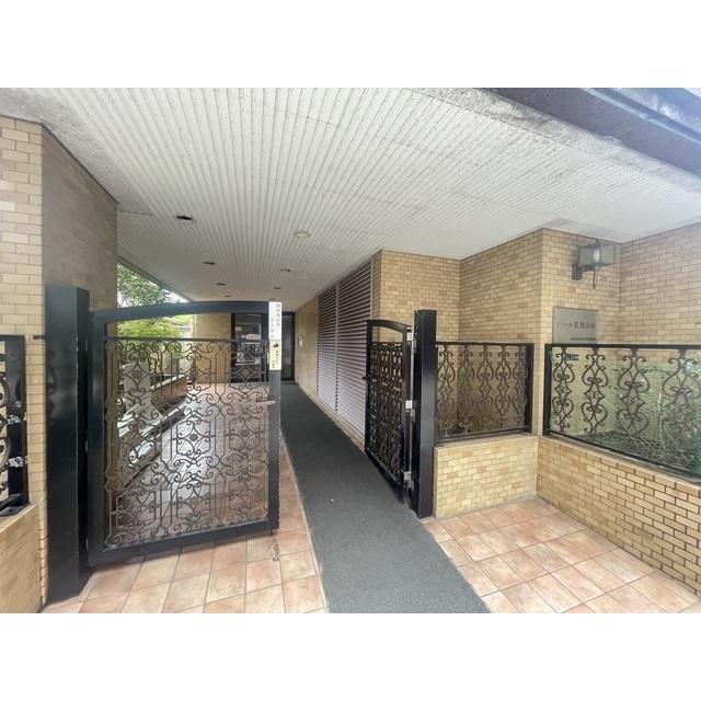 エントランス　エントランス