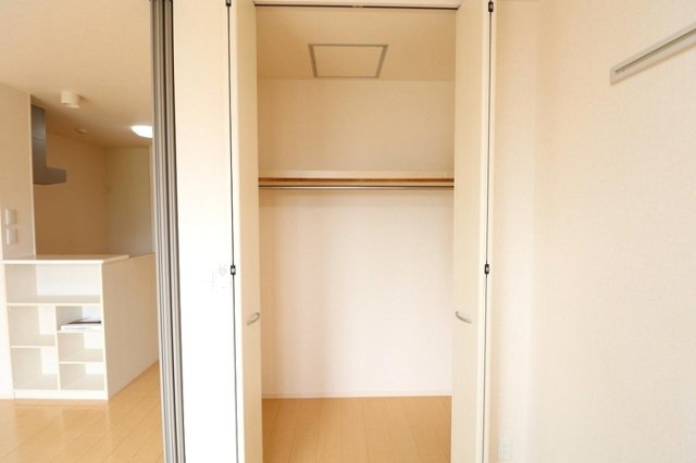 収納　クローゼット