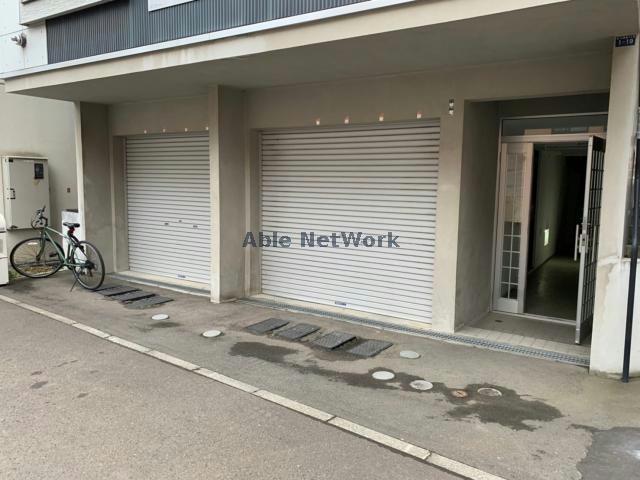 エントランス　エントランス部分