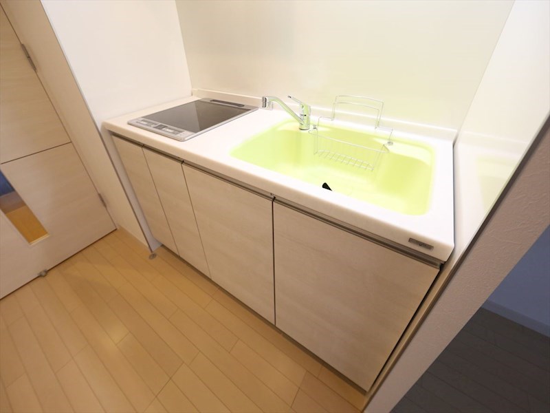 キッチン　システムキッチン　IHコンロ2口