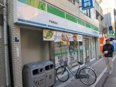 コンビニ　ファミリーマート戸越銀座店（コンビニ）まで320m