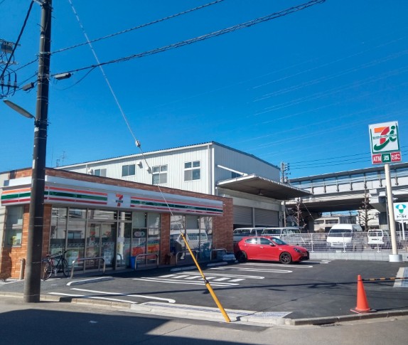 コンビニ　セブンイレブン 世田谷北烏山9丁目店（コンビニ）まで464m