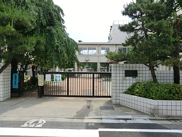 小学校　練馬区立豊玉東小学校（小学校）まで360m