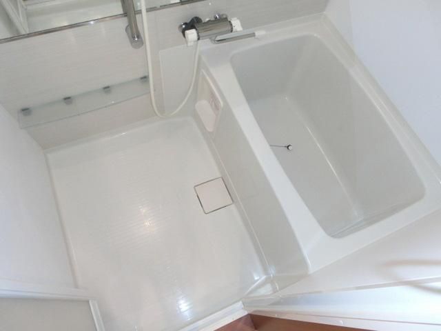 バス・シャワールーム　※同建物別タイプ間取りの施工例です　現況優先