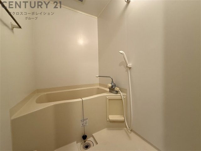 バス・シャワールーム　清潔感のある浴室です！