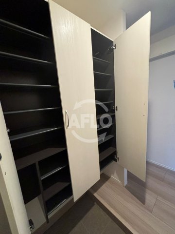 収納　アンサンブル大今里　シューズボックス