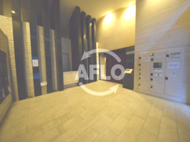 エントランス　S-RESIDENCE Honmachi Marks　エント