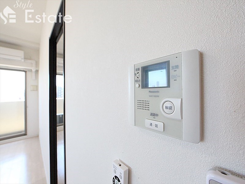 セキュリティ　モニター付きインターホン