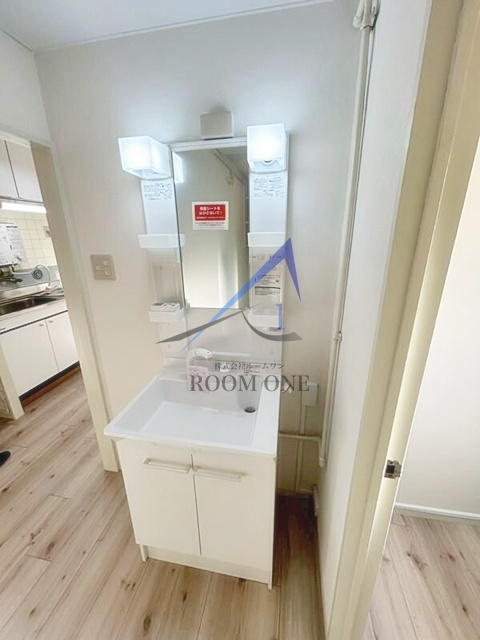 洗面設備　洗面台です。