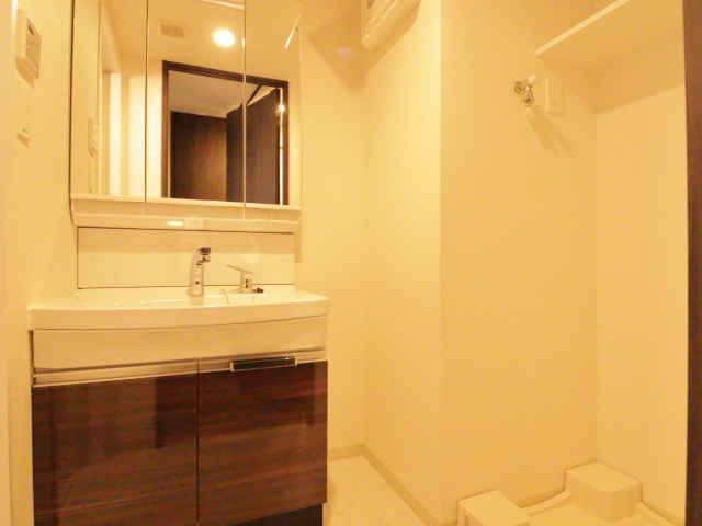 洗面設備　※別室の参考写真の為、現況優先です。