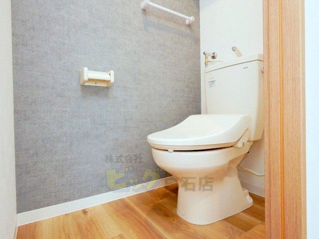 トイレ　ウォシュレット完備しています♪