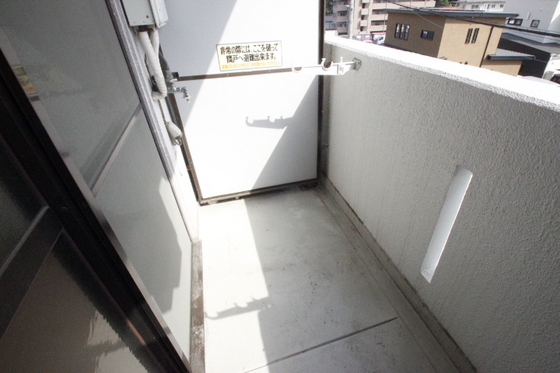 バルコニー　※別部屋の写真です