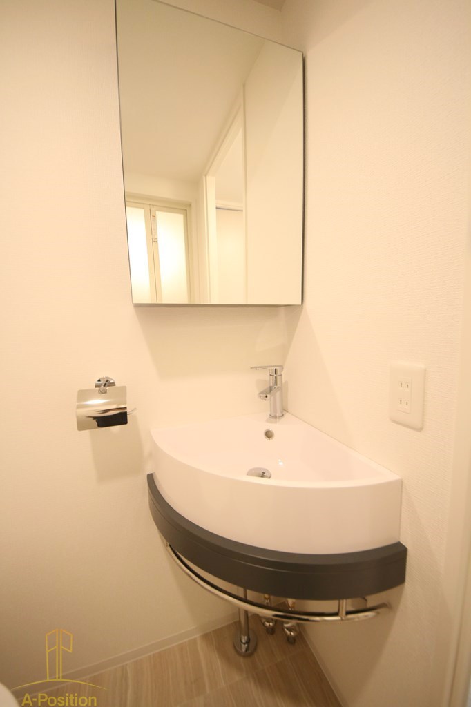 洗面設備　セレニテ阿波座ミラク