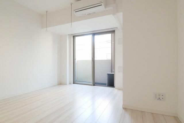 居室・リビング　ゆったりとした居間です