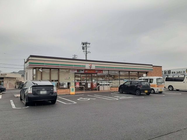 コンビニ　セブンイレブン岡田一丁目店（コンビニ）まで454m
