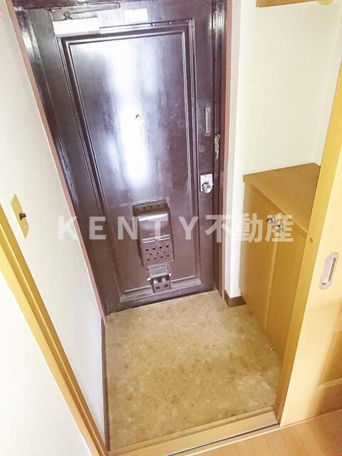 玄関　落ち着いた玄関です