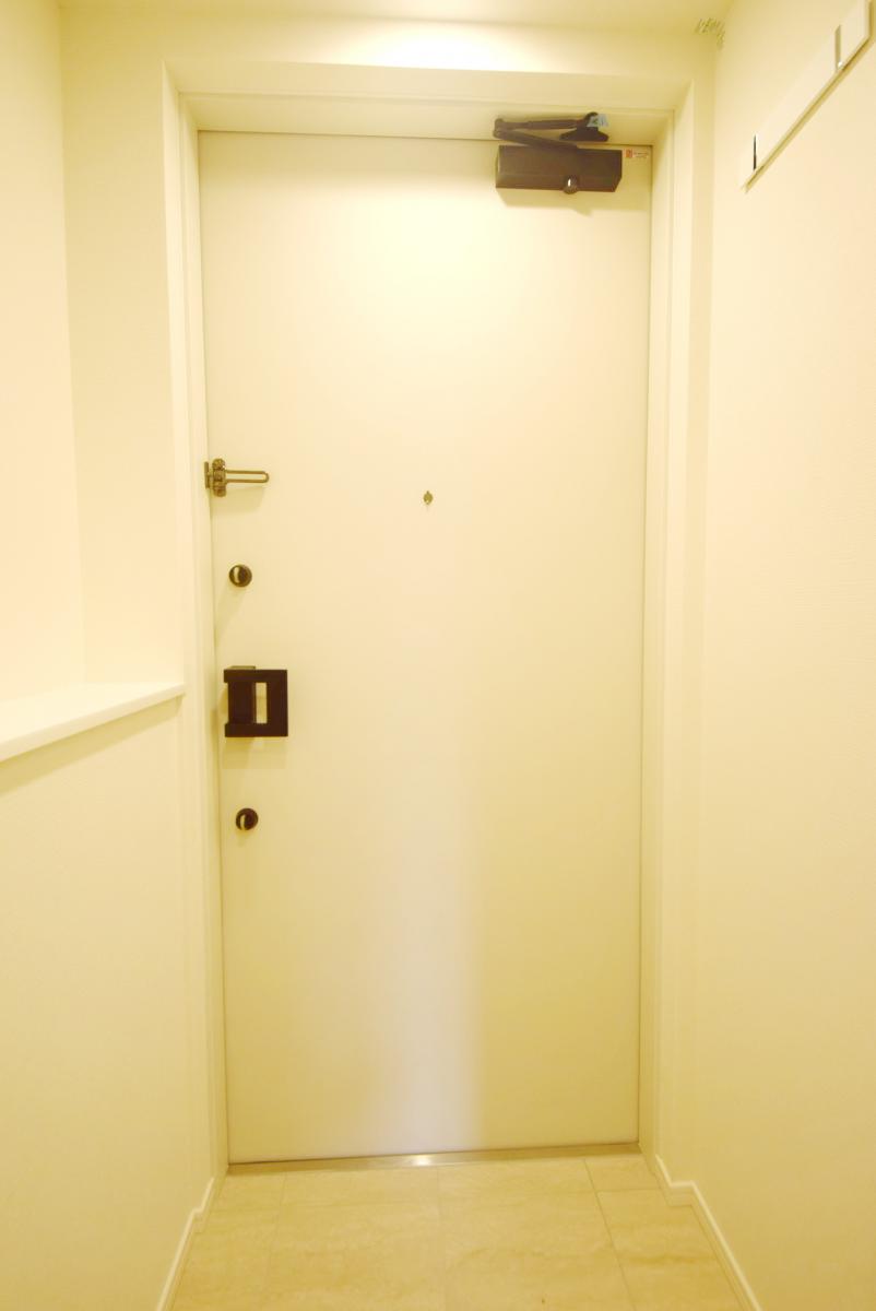 玄関　落ち着いた玄関です