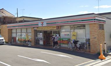 コンビニ　セブンイレブン 東京高校前店（コンビニ）まで295m