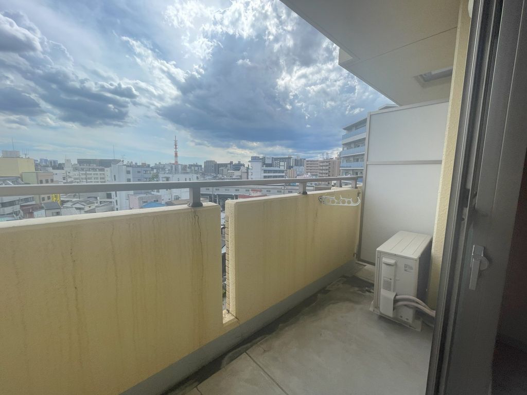 バルコニー　庭