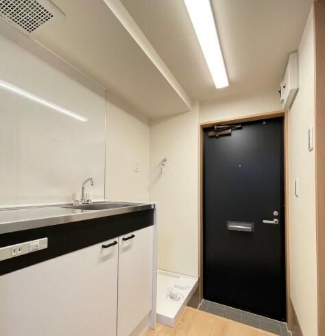 玄関　別部屋参考写真となります