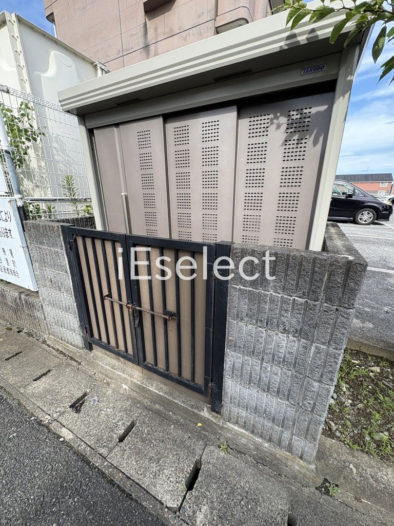 その他共有部分　専用のごみ置き場でゴミ捨てらくちん★