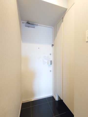 玄関　ルクレ高円寺アジールコート