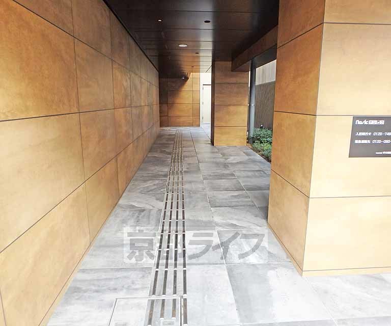 その他共有部分　マンション入口です