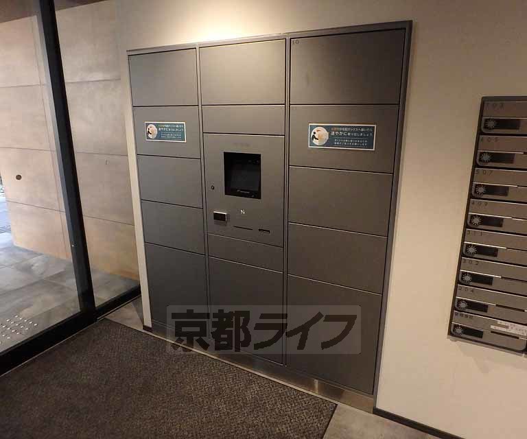 その他　宅配ＢＯＸ付きです