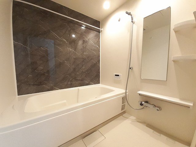 バス・シャワールーム　お風呂です