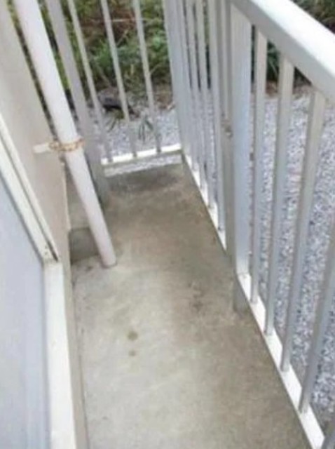 バルコニー　反転部屋参考写真です。